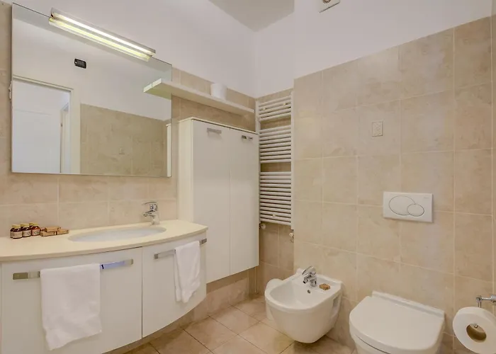 Emma's - Cathedral View Apartament