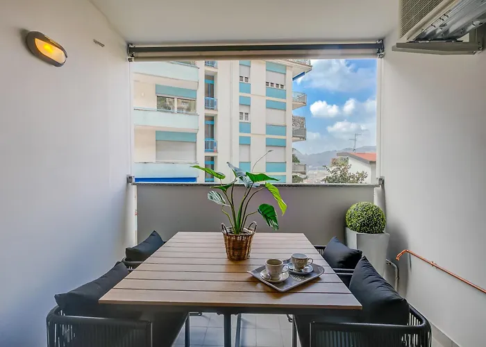 Emma's - Cathedral View